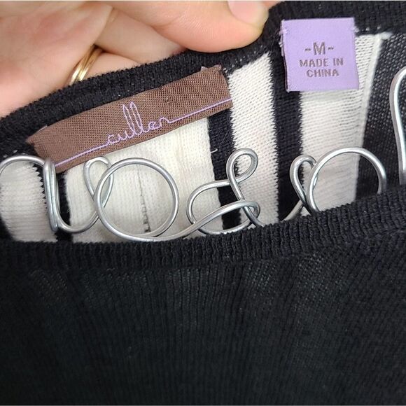 Culler Women's Long Sleeve Black/White Sweater M - Picture 3 of 4